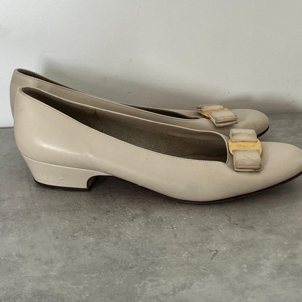 FERRAGAMO Vera Shoes